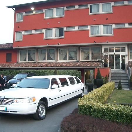 Hotel San Martino Boario Terme Exteriör bild