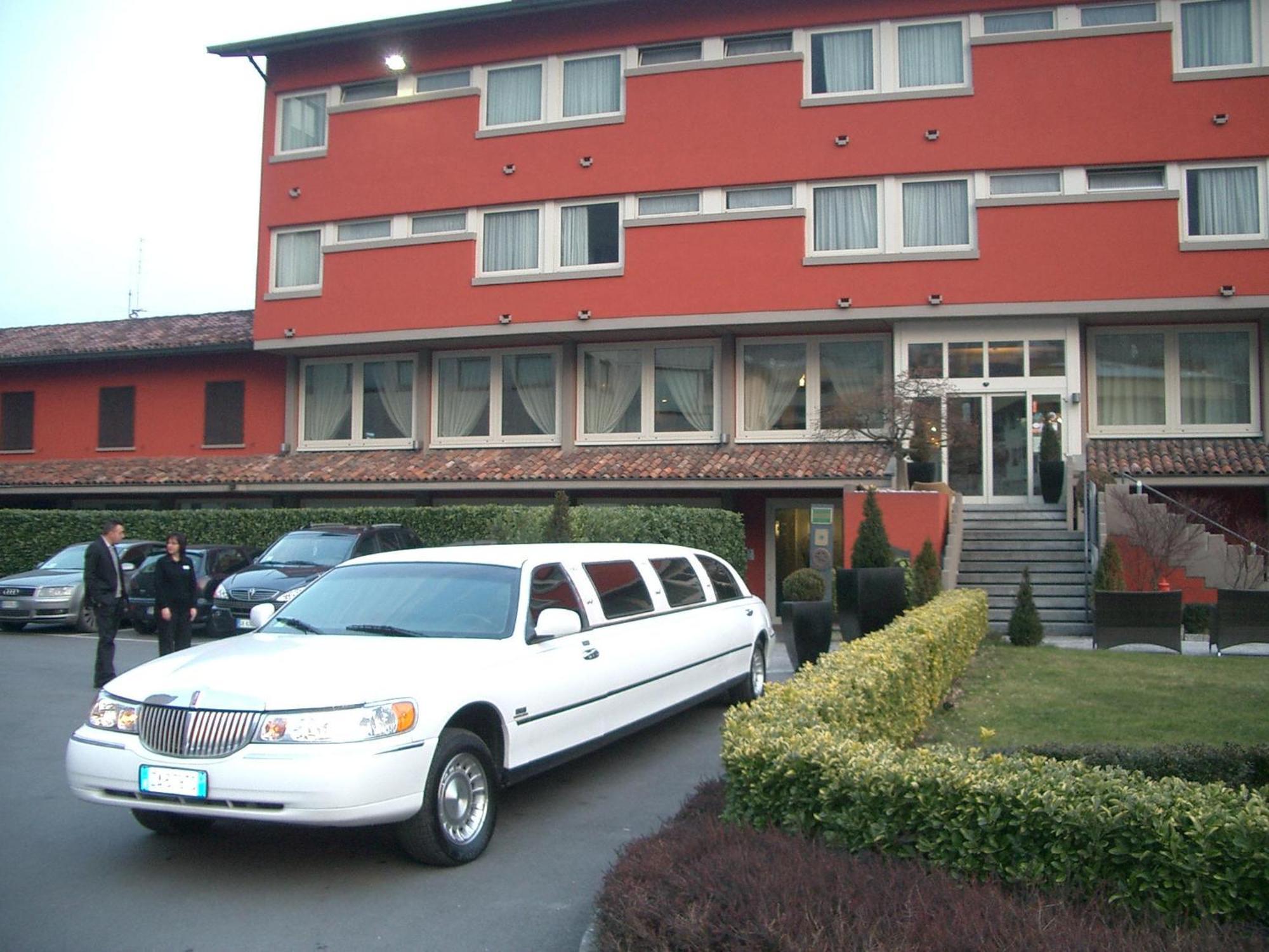 Hotel San Martino Boario Terme Exteriör bild