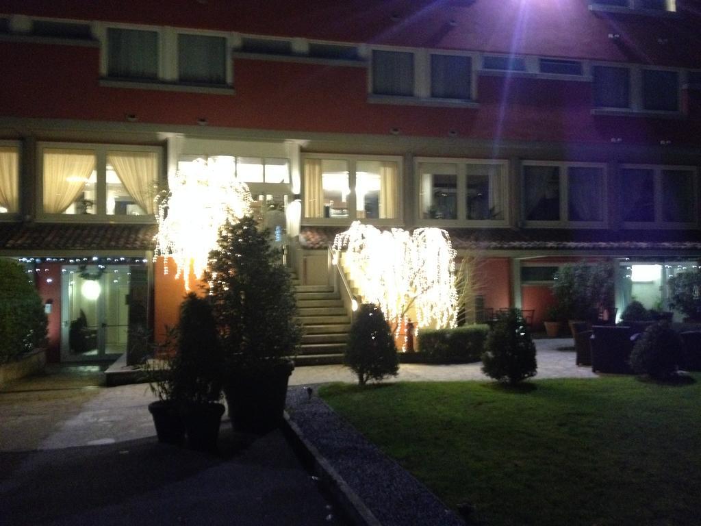 Hotel San Martino Boario Terme Exteriör bild