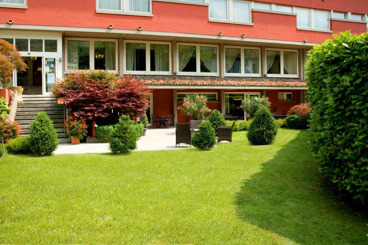 Hotel San Martino Boario Terme Exteriör bild